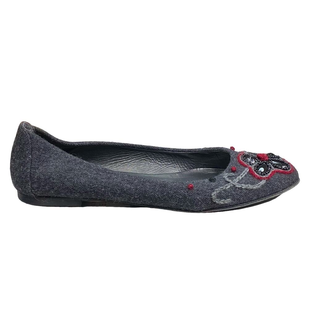 Stuart Weitzman Women’s Gray Flannel Floral Beaded Slip On Flats Size US 8.5